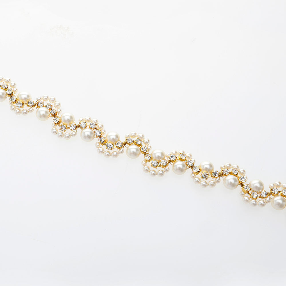 Winterberry Bridal Belt with Ribbon Ties
