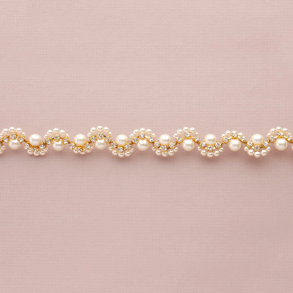 Winterberry Bridal Belt with Ribbon Ties
