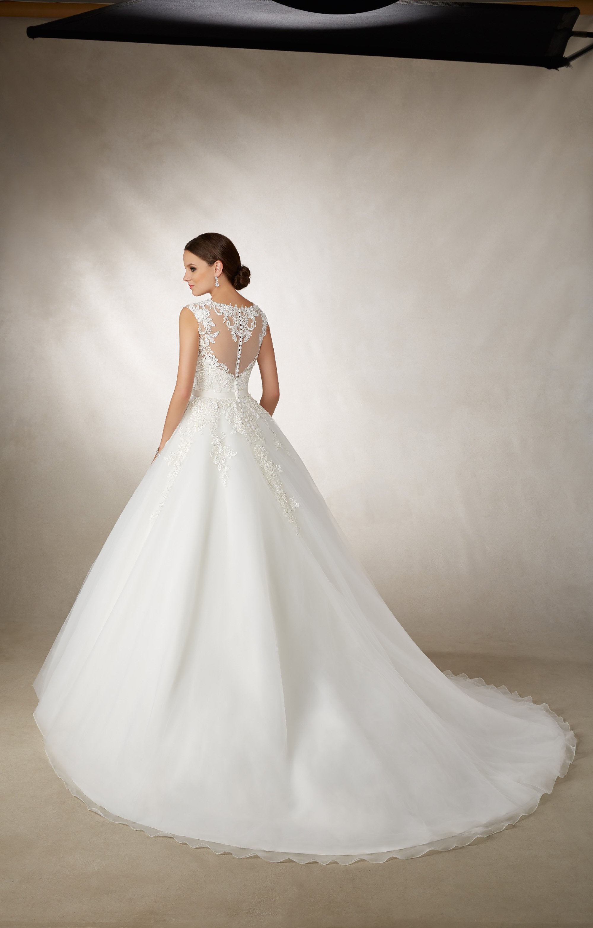 69118 Ronald Joyce Angelica